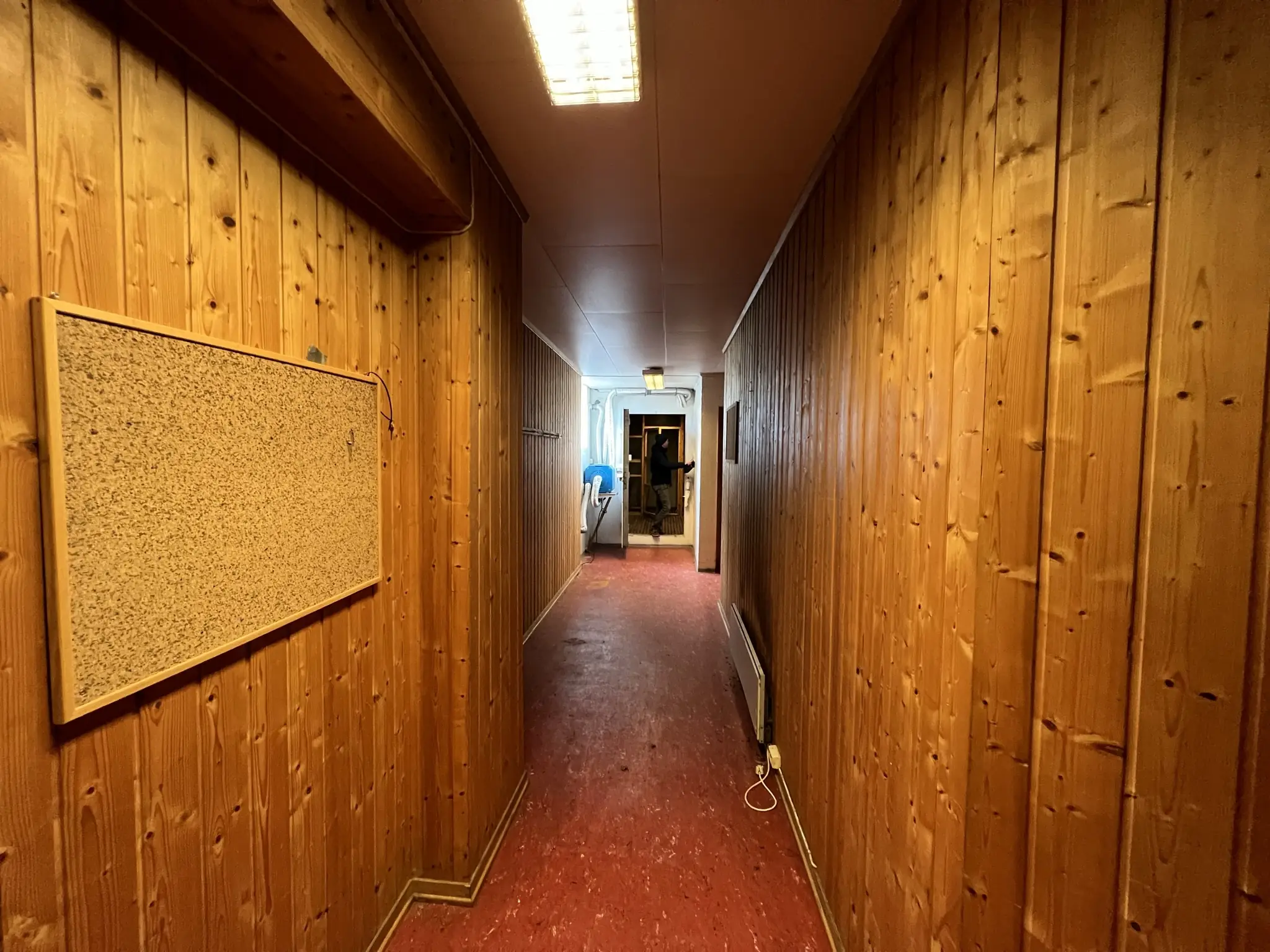 width=465